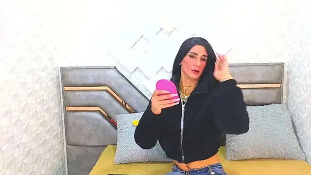 EdnaJarath online show from December 2025 12:51:01 AM