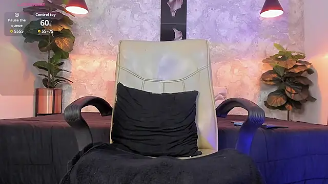 Regan   online show from February 2026 09:29:02 PM