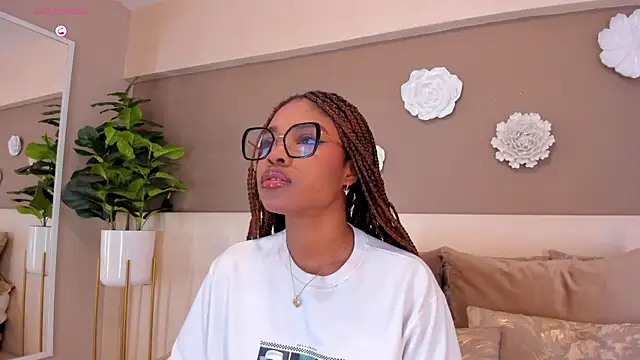 AriaFoster online show from January 2026 03:43:01 AM