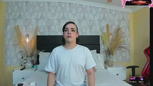 Snapshot of JustinePerry chatting on February 2026 04:17:01 AM JustinePerry online show from February 2026 04:17:01 AM