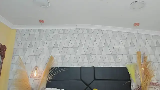 Snapshot of JustinePerry chatting on February 2026 04:21:02 AM JustinePerry online show from February 2026 04:21:02 AM