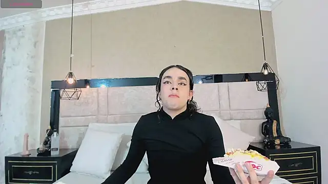 Snapshot of JustinePerry chatting on February 2026 04:32:01 AM JustinePerry online show from February 2026 04:32:01 AM