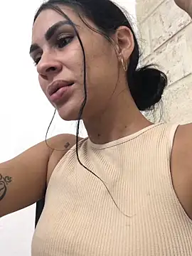 hotroommates online show from November 2025 12:00:02 AM