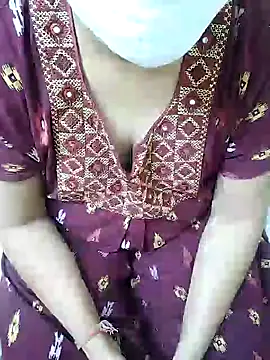 Snapshot of aliseanu chatting on December 2024 01:55:01 PM aliseanu online show from December 2024 01:55:01 PM