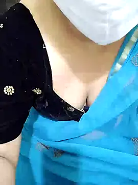 Snapshot of aliseanu chatting on December 2024 02:54:02 AM aliseanu online show from December 2024 02:54:02 AM