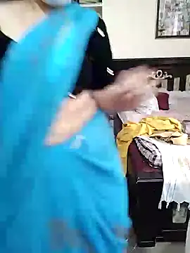 Snapshot of aliseanu chatting on December 2024 06:03:02 AM aliseanu online show from December 2024 06:03:02 AM