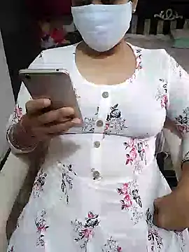 Snapshot of aliseanu chatting on January 2025 05:44:02 AM aliseanu online show from January 2025 05:44:02 AM