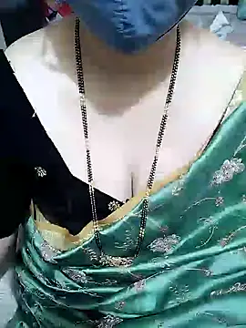 Snapshot of aliseanu chatting on January 2025 02:15:01 AM aliseanu online show from January 2025 02:15:01 AM