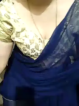 Snapshot of aliseanu chatting on February 2025 01:30:02 PM aliseanu online show from February 2025 01:30:02 PM