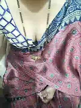 Snapshot of aliseanu chatting on February 2025 05:30:02 AM aliseanu online show from February 2025 05:30:02 AM