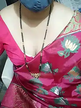 Snapshot of aliseanu chatting on February 2025 01:02:01 AM aliseanu online show from February 2025 01:02:01 AM