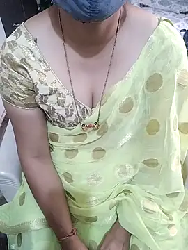 Snapshot of aliseanu chatting on February 2025 10:28:01 AM aliseanu online show from February 2025 10:28:01 AM