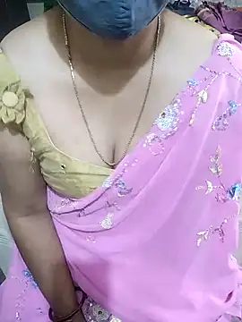 Snapshot of aliseanu chatting on February 2025 10:05:01 AM aliseanu online show from February 2025 10:05:01 AM