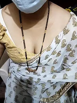 Snapshot of aliseanu chatting on March 2025 01:42:02 AM aliseanu online show from March 2025 01:42:02 AM