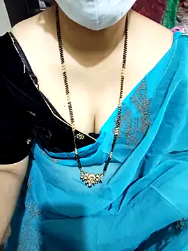 Snapshot of aliseanu chatting on March 2025 04:56:01 AM aliseanu online show from March 2025 04:56:01 AM