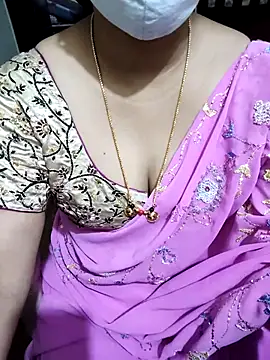 Snapshot of aliseanu chatting on March 2025 01:25:02 AM aliseanu online show from March 2025 01:25:02 AM