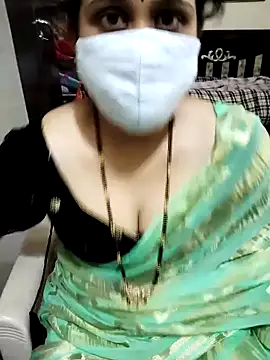 Snapshot of aliseanu chatting on March 2025 04:38:01 AM aliseanu online show from March 2025 04:38:01 AM