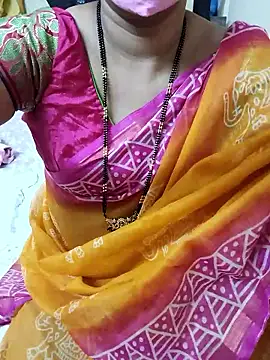 Snapshot of aliseanu chatting on October 2025 04:52:02 PM aliseanu online show from October 2025 04:52:02 PM