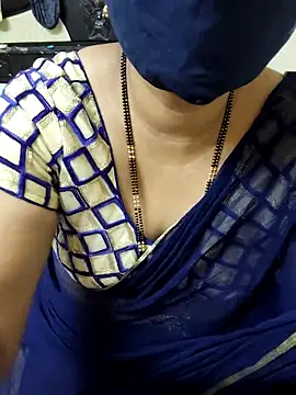 Snapshot of aliseanu chatting on October 2025 05:04:01 PM aliseanu online show from October 2025 05:04:01 PM