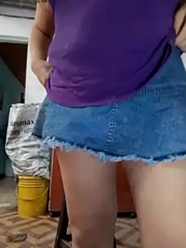 Snapshot of DirtyStefaniax chatting on October 2025 05:36:02 PM DirtyStefaniax online show from October 2025 05:36:02 PM