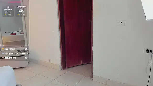 Snapshot of Alhana_pulido chatting on December 2024 12:22:01 AM Alhana pulido online show from December 2024 12:22:01 AM