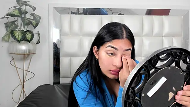 Snapshot of Alhana_pulido chatting on September 2025 02:27:02 PM Alhana pulido online show from September 2025 02:27:02 PM