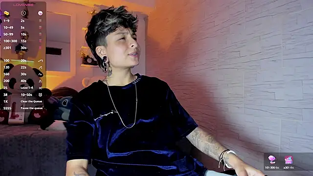 ZuryRamirez  online show from September 2025 08:43:02 PM