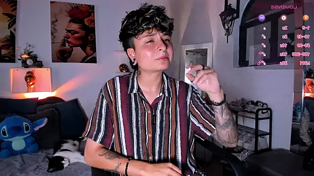 ZuryRamirez  online show from December 2025 09:12:02 PM