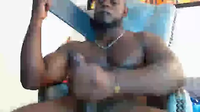 Snapshot of mikekingcum chatting on February 2025 06:45:02 PM mikekingcum online show from February 2025 06:45:02 PM