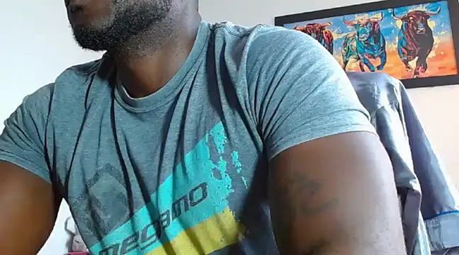 Snapshot of mikekingcum chatting on March 2025 05:15:01 PM mikekingcum online show from March 2025 05:15:01 PM
