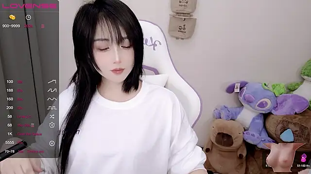 Vaness-a online show from February 2025 01:52:01 PM