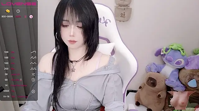 Vaness-a online show from March 2025 09:11:02 PM