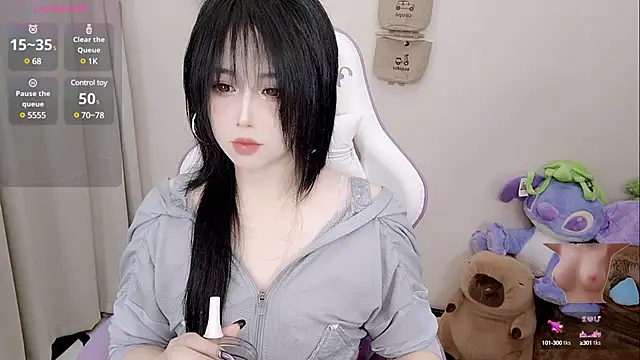 Vaness-a online show from March 2025 04:02:01 PM