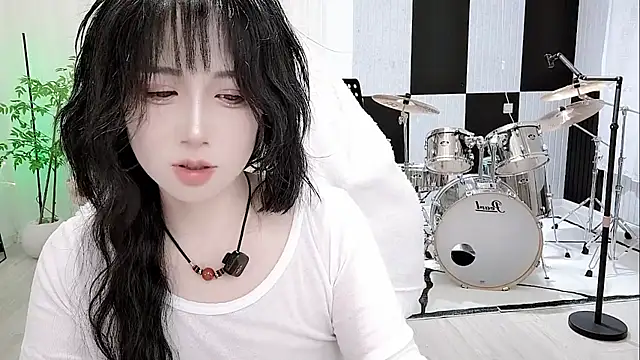 Vaness-a online show from September 2025 04:55:02 PM