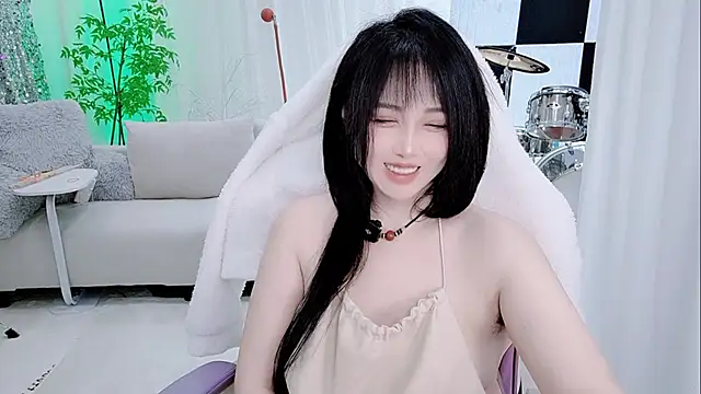 Vaness-a online show from December 2025 01:51:01 PM