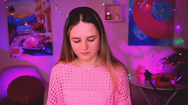 Snapshot of DeboraLarson chatting on January 2025 08:06:01 AM DeboraLarson online show from January 2025 08:06:01 AM