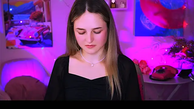 Snapshot of DeboraLarson chatting on January 2025 07:11:01 AM DeboraLarson online show from January 2025 07:11:01 AM