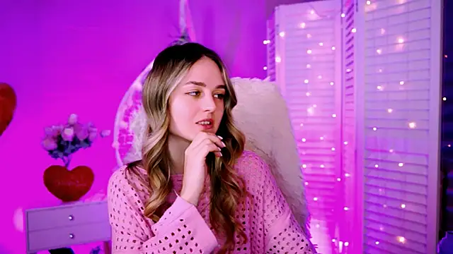 Snapshot of DeboraLarson chatting on February 2025 12:49:01 AM DeboraLarson online show from February 2025 12:49:01 AM