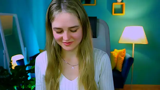 Snapshot of DeboraLarson chatting on March 2025 11:25:02 AM DeboraLarson online show from March 2025 11:25:02 AM