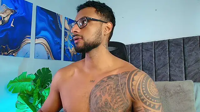 LiamGarcia1 online show from September 2025 03:04:01 PM