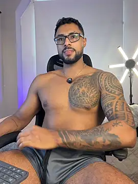 Snapshot of LiamGarcia1 chatting on June 2026 03:58:02 PM LiamGarcia1 online show from June 2026 03:58:02 PM