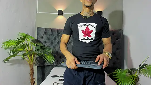 Snapshot of Salomon_koude chatting on May 2026 02:18:01 AM Salomon koude online show from May 2026 02:18:01 AM