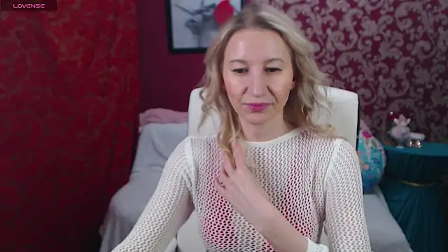 Snapshot of Sofia_Soul chatting on March 2025 07:38:02 PM Sofia Soul online show from March 2025 07:38:02 PM