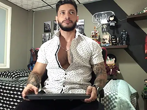 marcel crawford96 online show from February 2025 01:52:01 PM