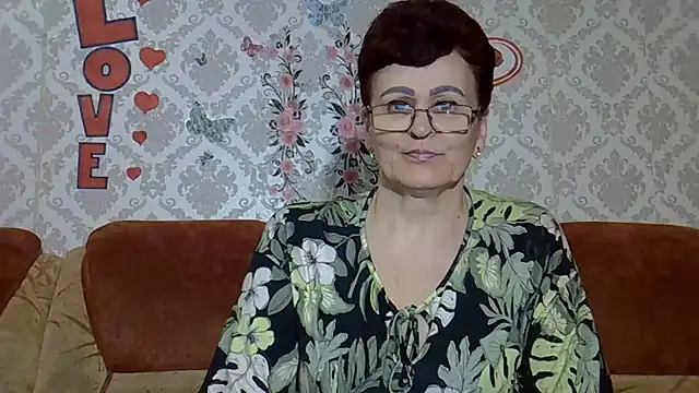 Snapshot of PaulaGolden chatting on July 2026 07:20:01 PM PaulaGolden online show from July 2026 07:20:01 PM