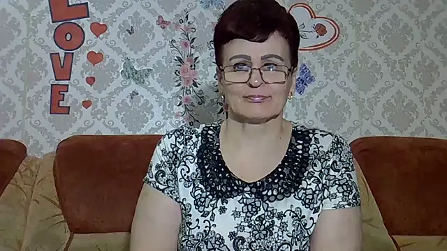 Snapshot of PaulaGolden chatting on July 2026 07:21:01 PM PaulaGolden online show from July 2026 07:21:01 PM