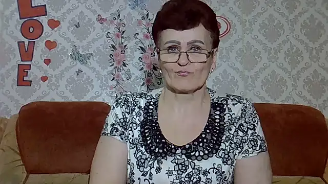 Snapshot of PaulaGolden chatting on July 2026 07:50:01 PM PaulaGolden online show from July 2026 07:50:01 PM
