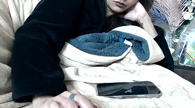 Snapshot of trippy_tina chatting on December 2024 08:45:02 AM trippy tina online show from December 2024 08:45:02 AM