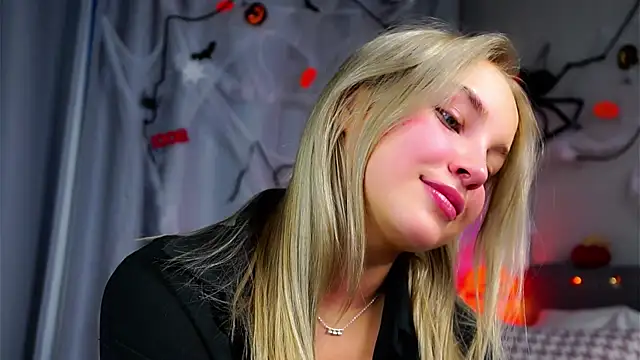 Snapshot of AftonConnett chatting on October 2025 01:06:02 AM AftonConnett online show from October 2025 01:06:02 AM