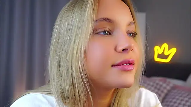 Snapshot of AftonConnett chatting on November 2025 01:06:01 AM AftonConnett online show from November 2025 01:06:01 AM